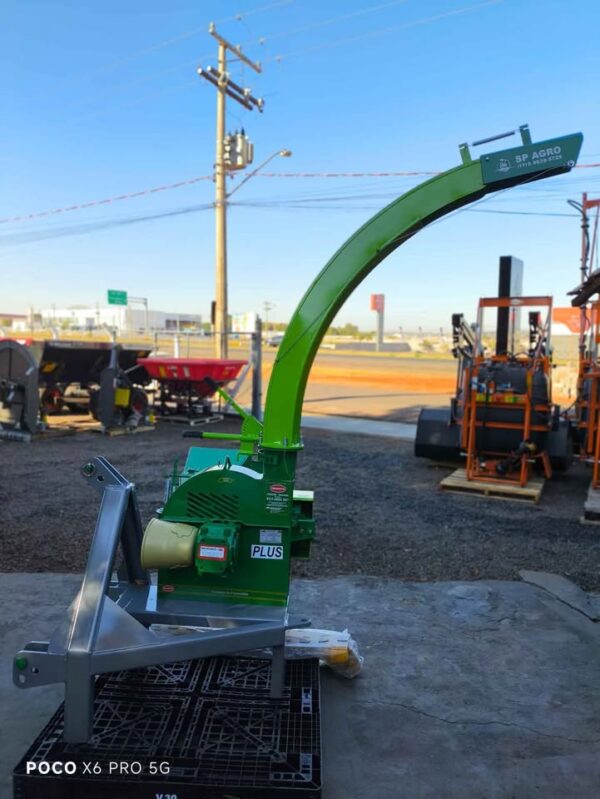 Ensiladeira Forrageira Cresmasco* - ECT - 4800 PLUS